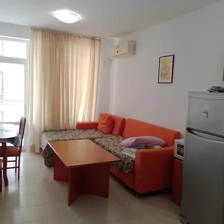 Сани Дэй 2 Apartmán