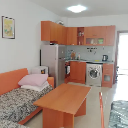 Apartment Сани Дэй 2 *